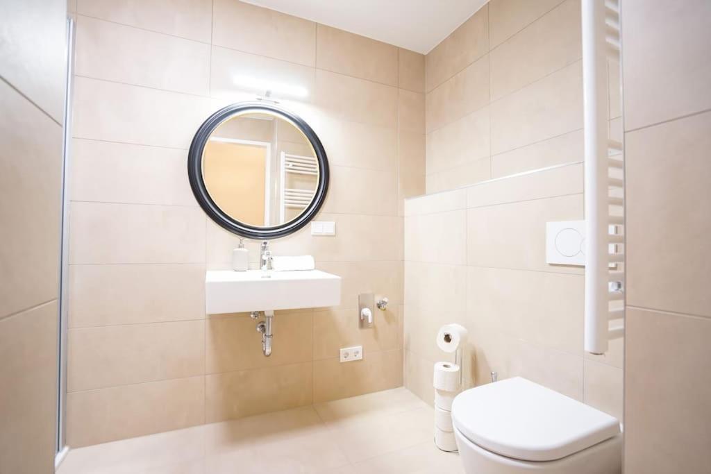 Executive Suite W/ Rooftop Pool Відень Екстер'єр фото